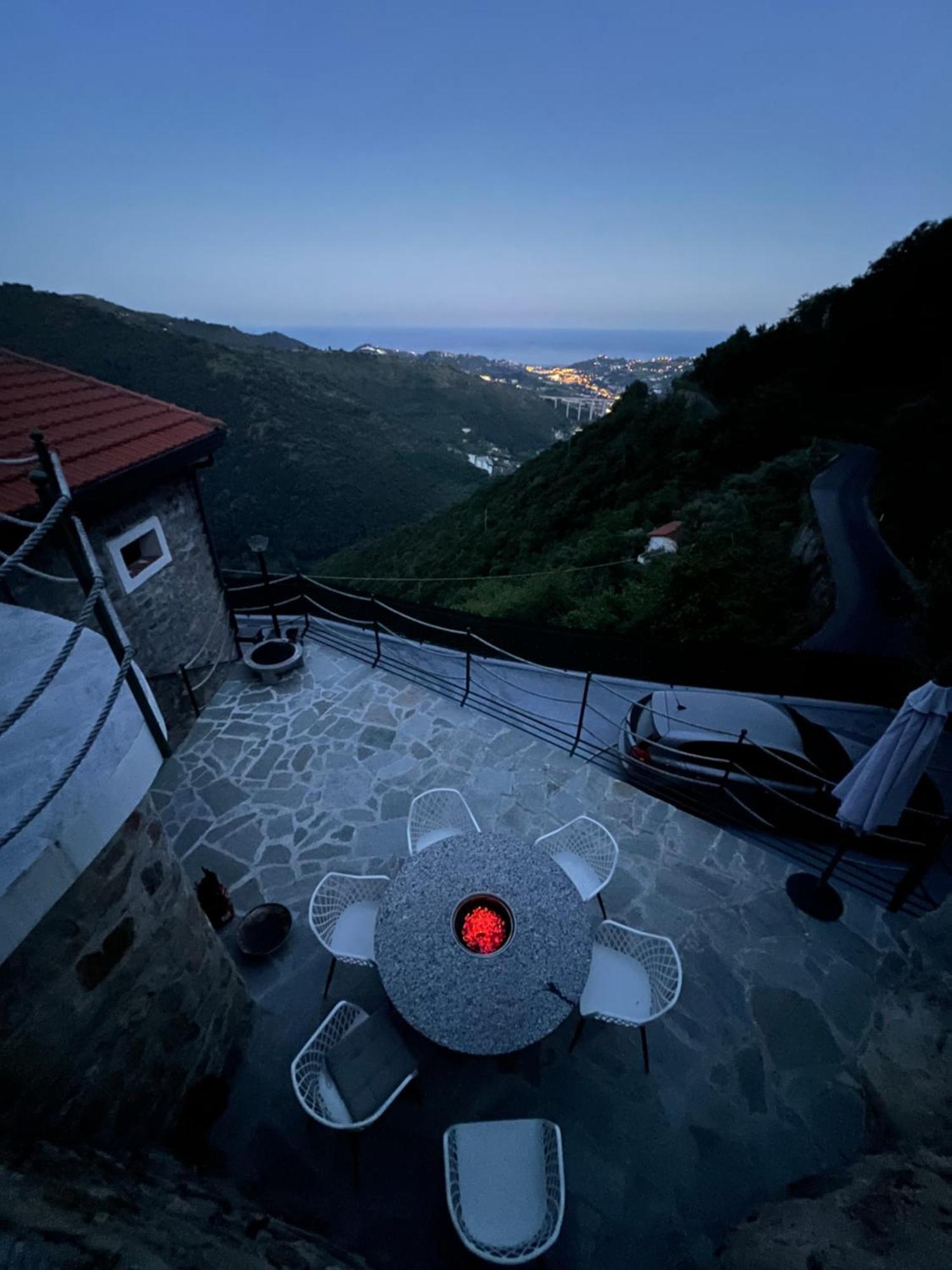 Villa Di Campagna Con Vista Mare 5 Camere Da Letto Pampara Exterior photo